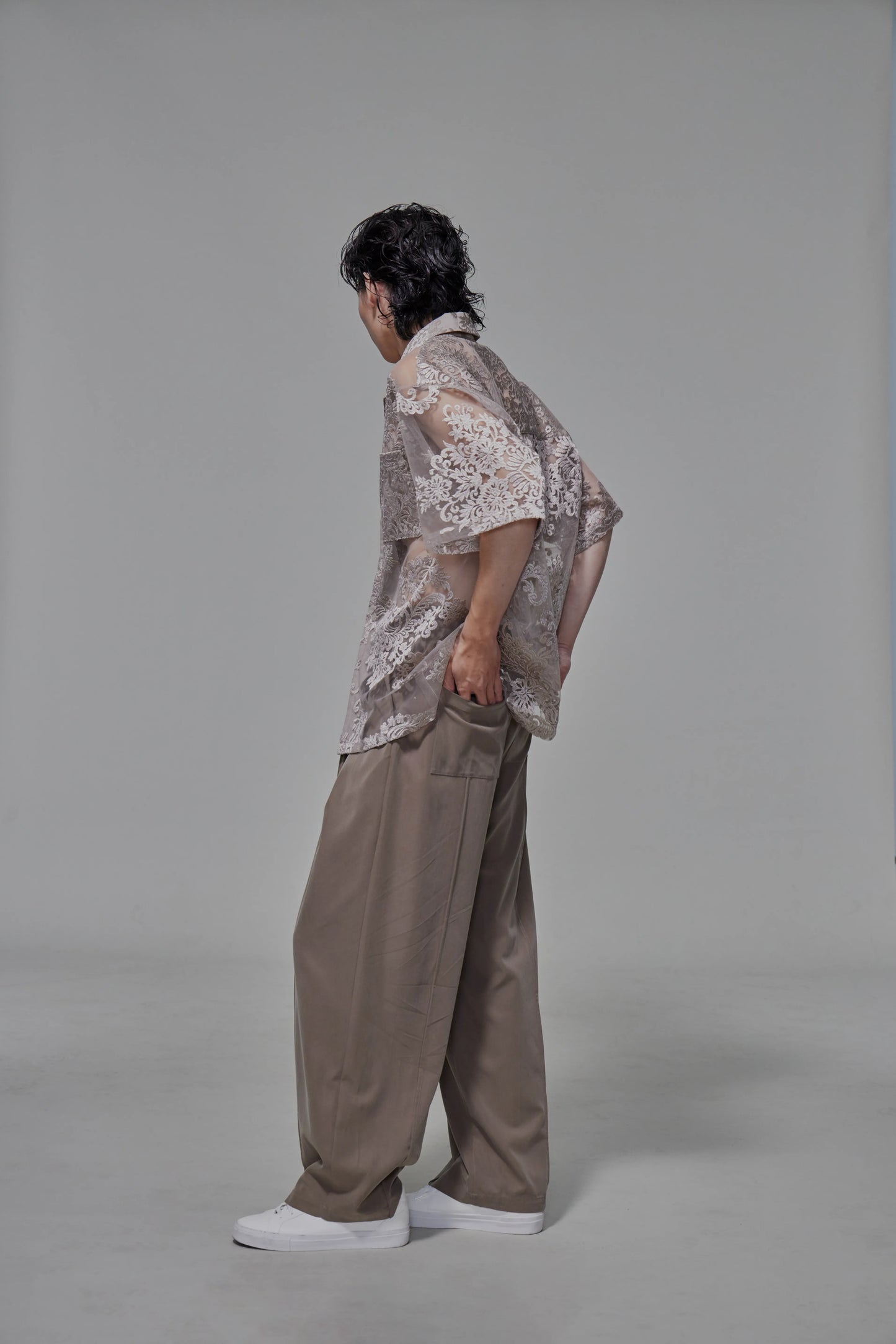 03 Soft Tapered Drawstring Trousers Beige