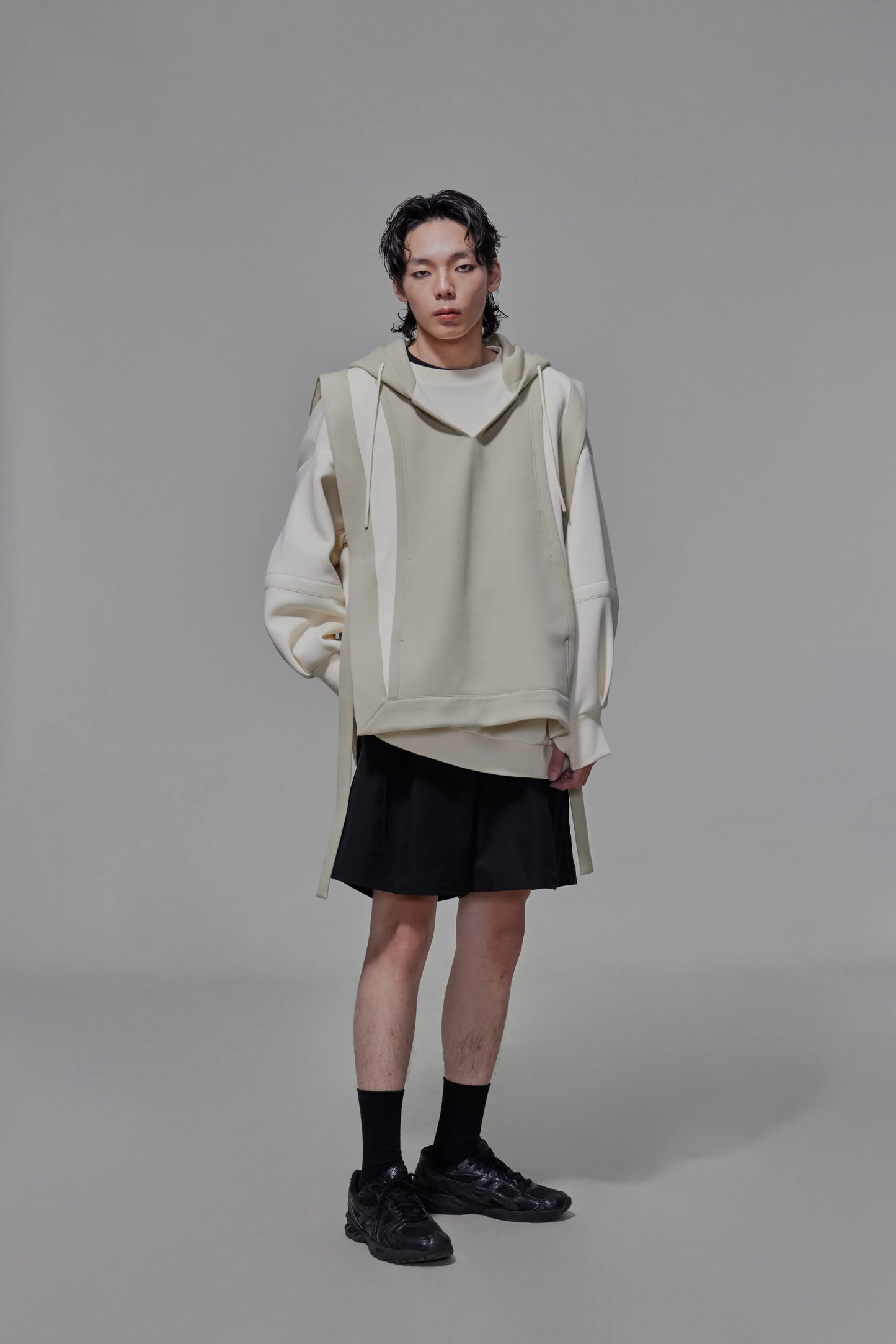 03 Oversized Hooded Vest