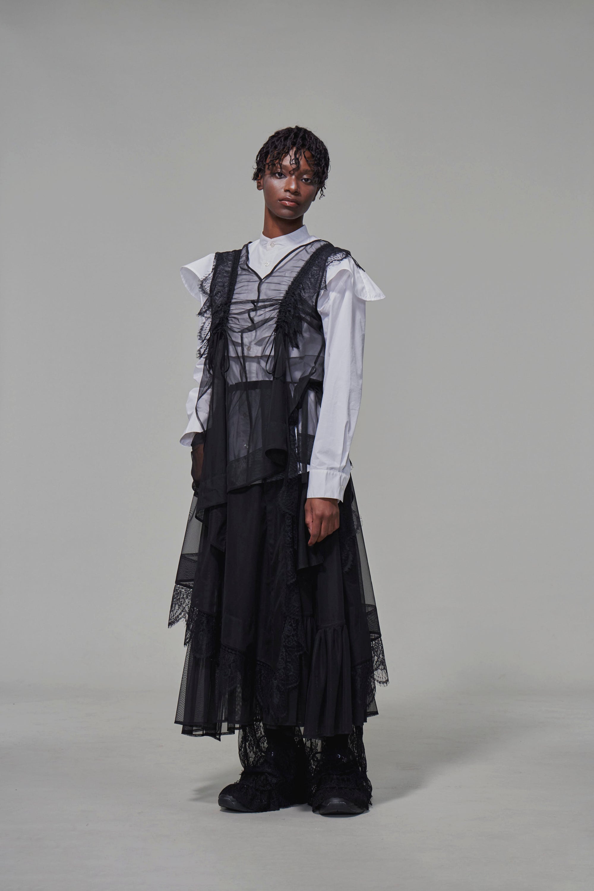 03 Two-piece Apron Vest Black