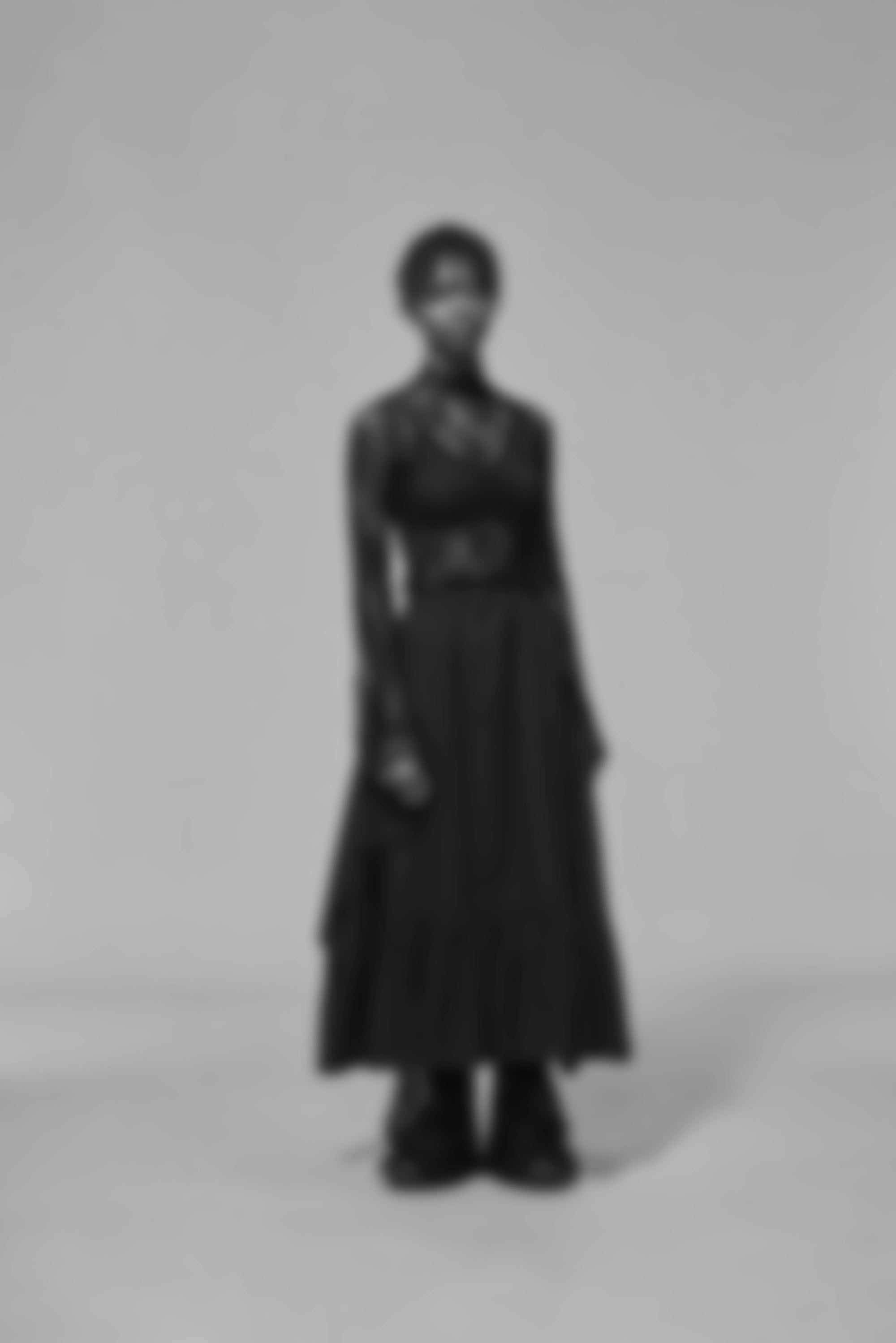 03 Bell-Sleeve Lace Black