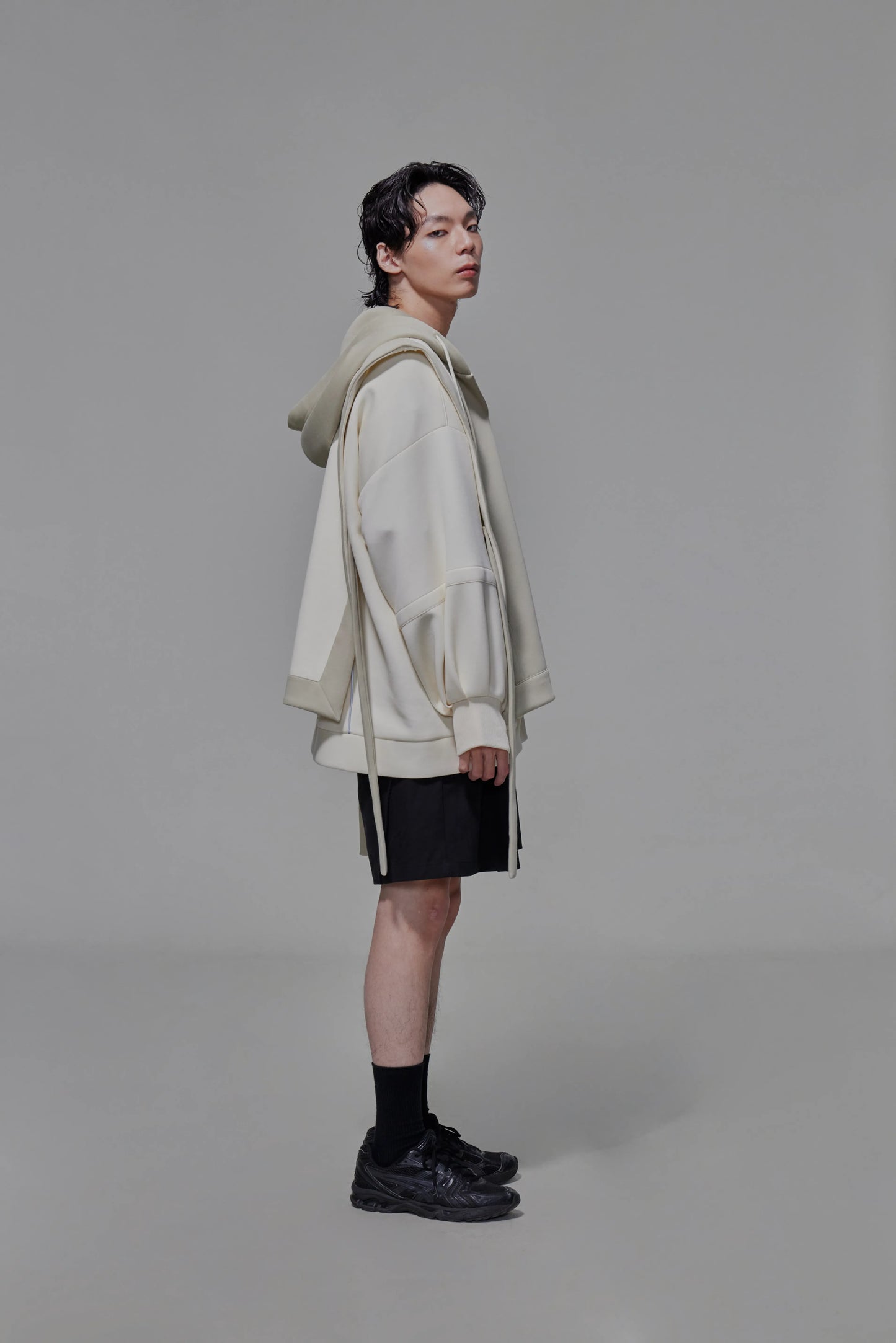 03 Oversized Hooded Vest