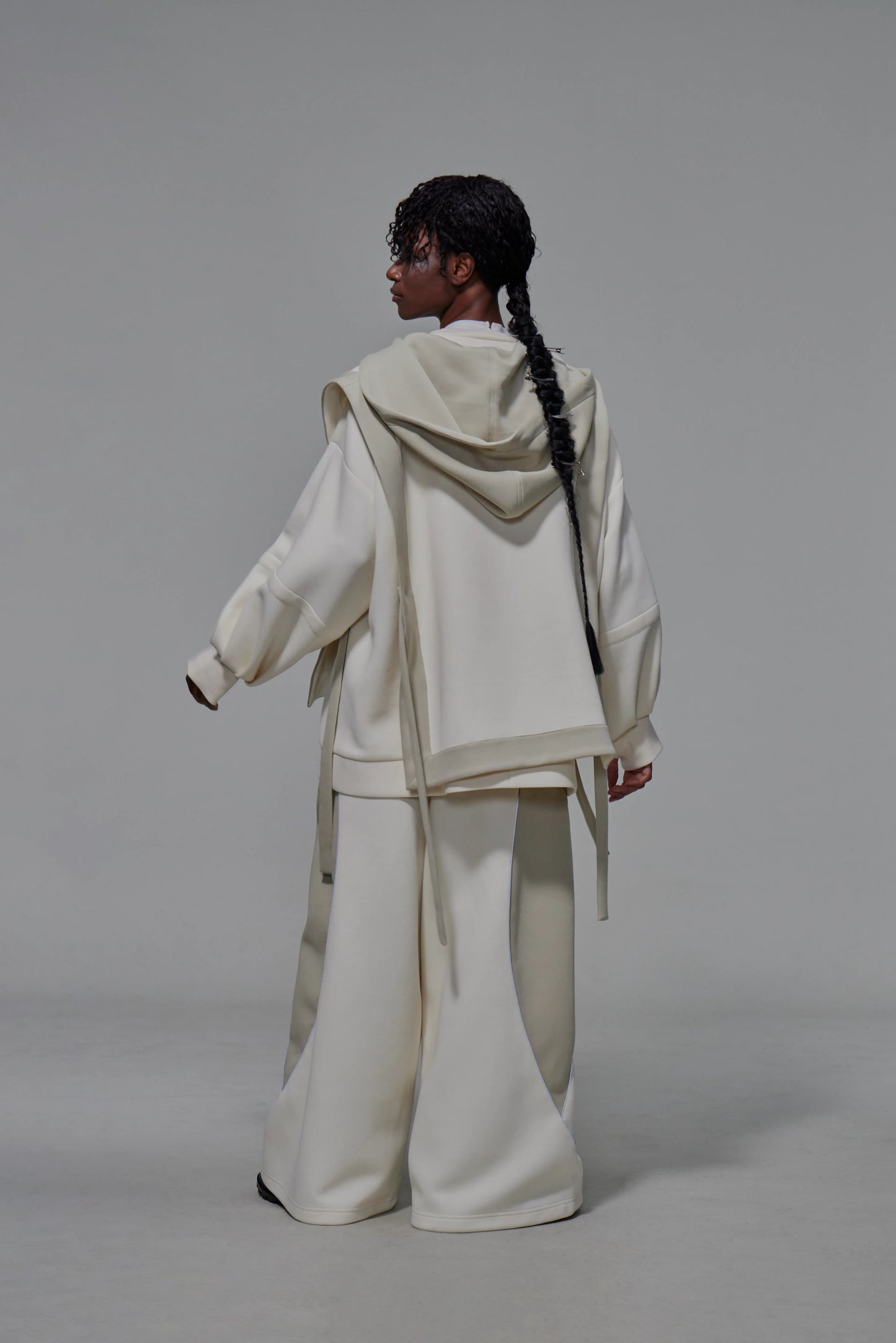 03 Wide-legged Dual-tone Sweatpants