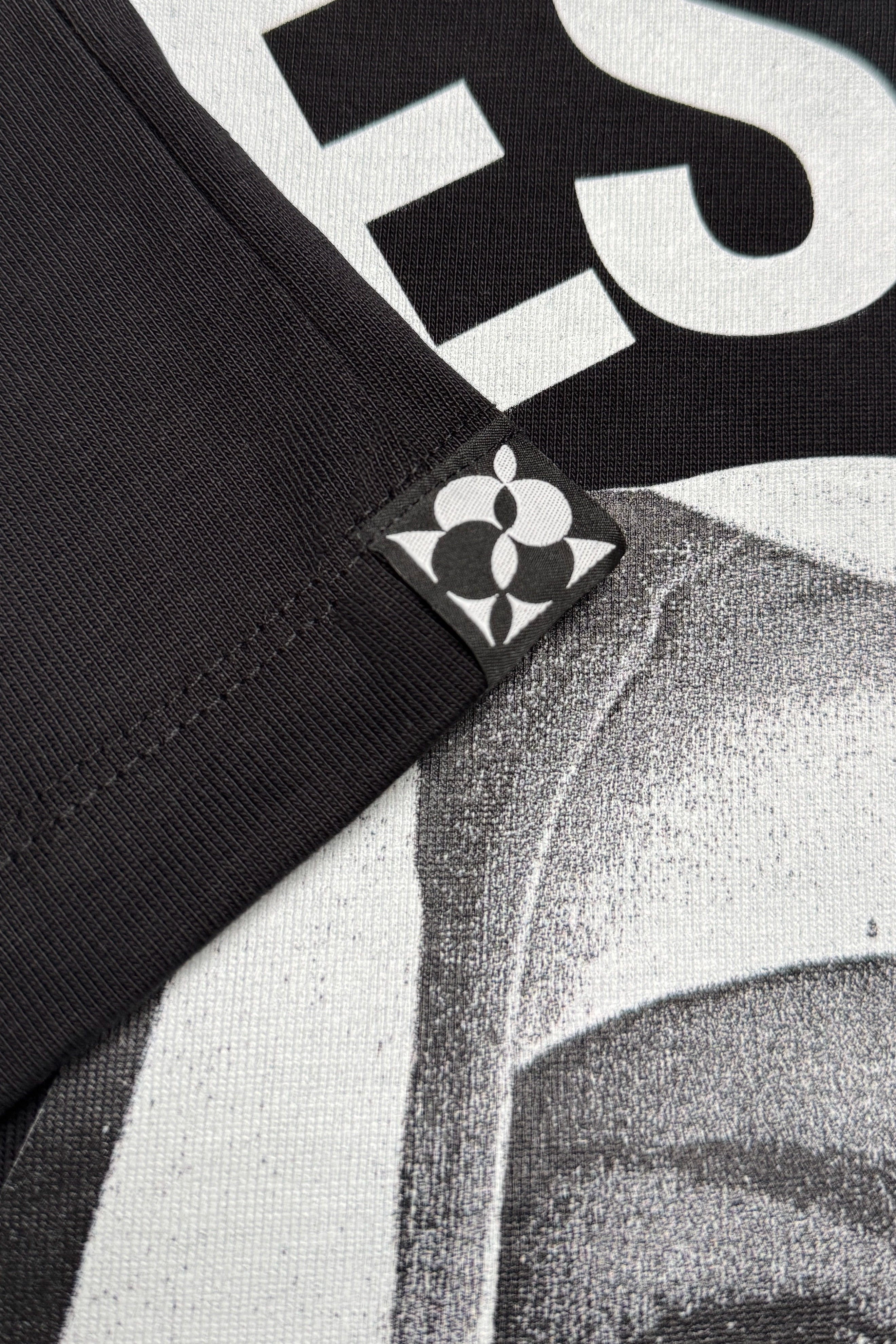 03 Zero Waste Nun Tee Black