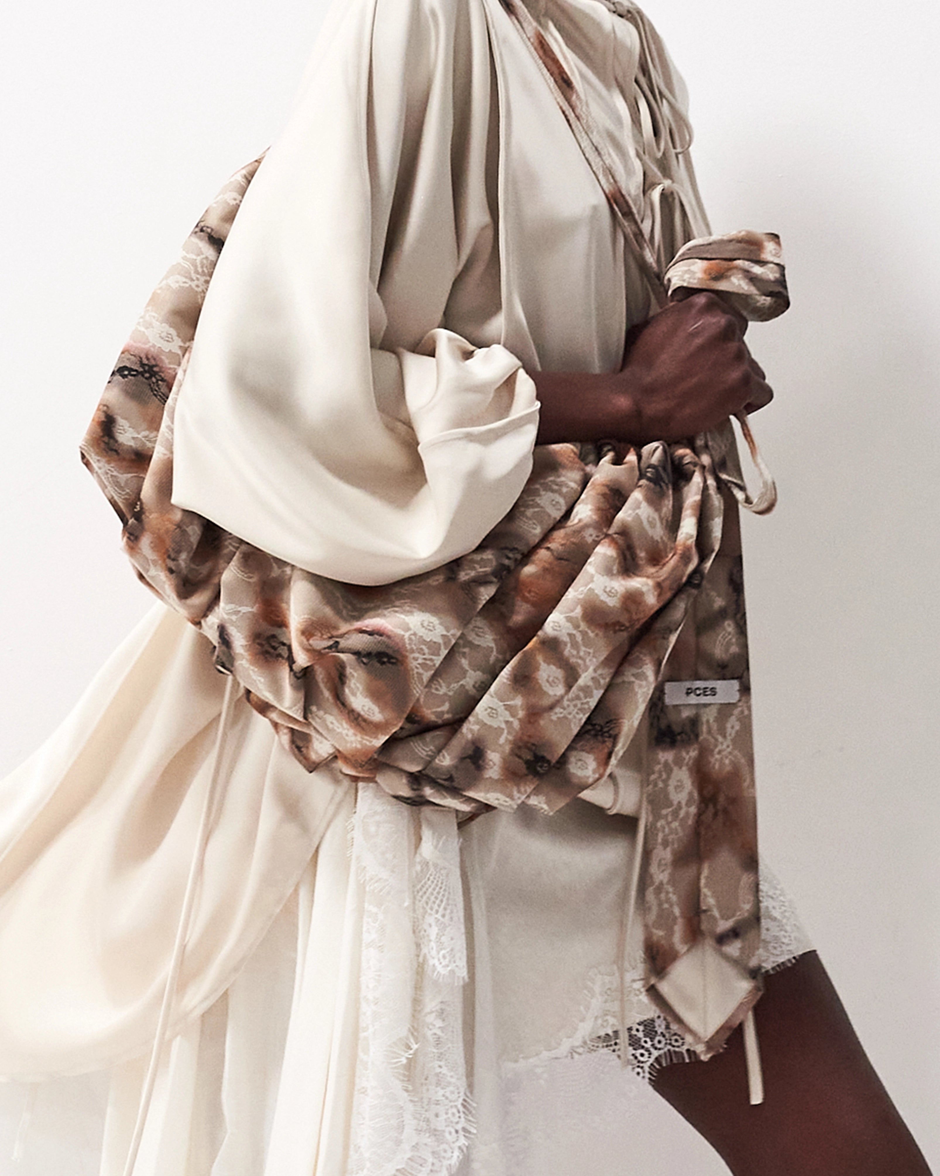 04 Necktie Lace Bag White