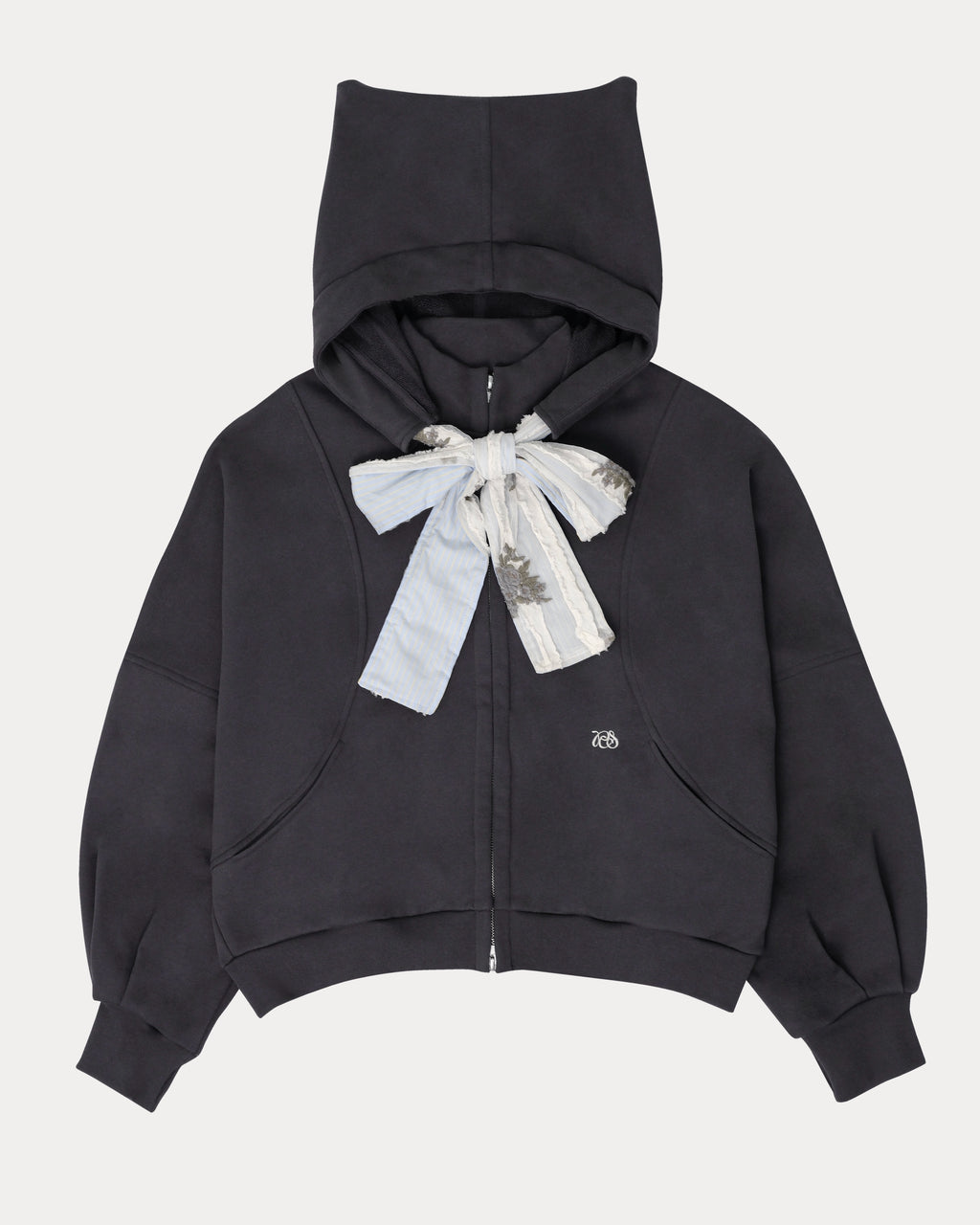 Pre-order // 05 クロップド キャットフーディージャケット グレー