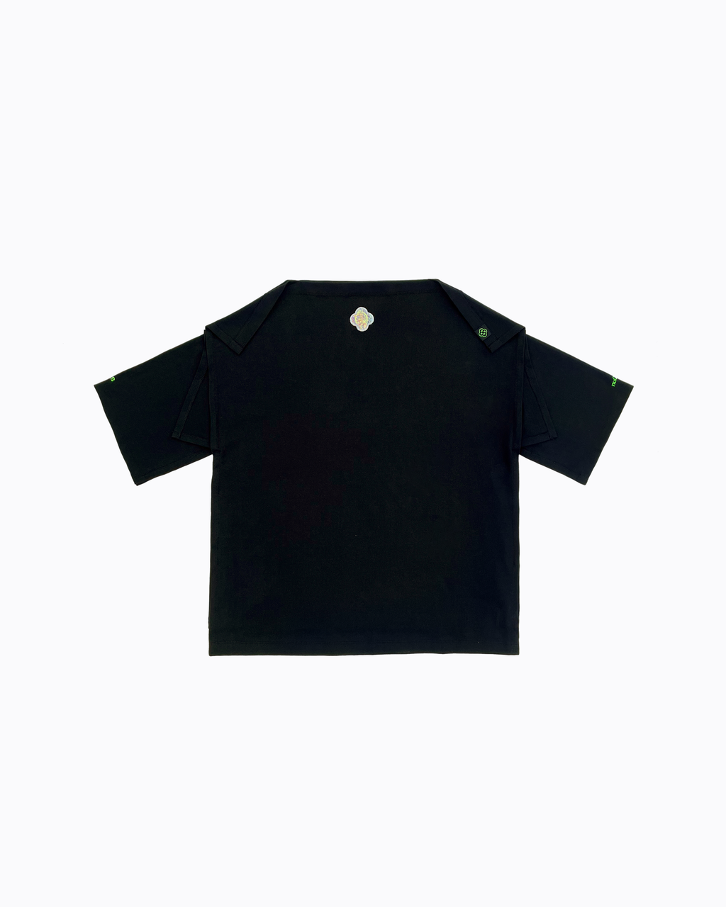 square-black-back_1.png